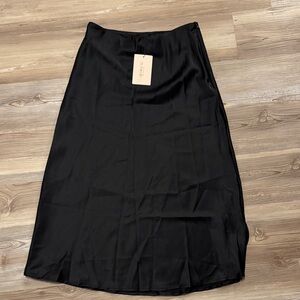 SHEIN Classic Black Satin Midi Skirt